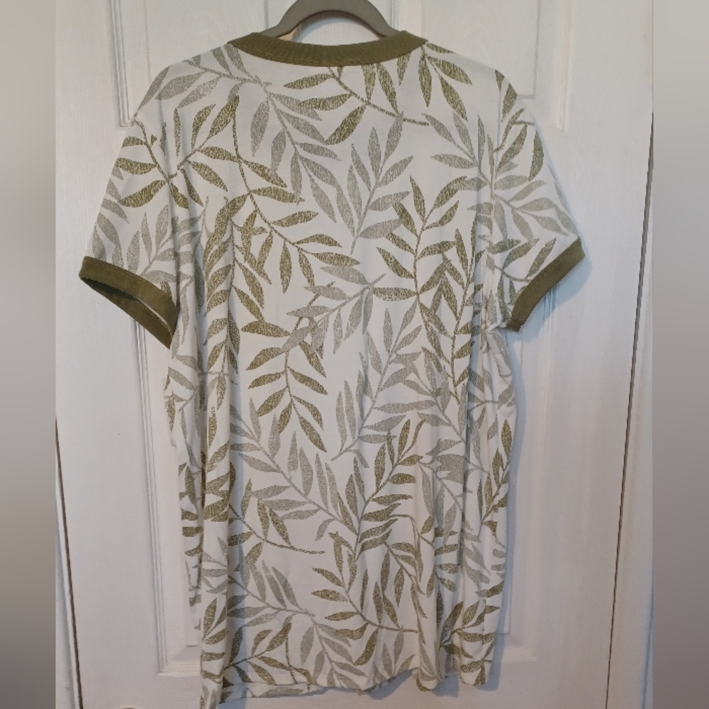 LulaRoe Ringer Tee - Picture 7 of 8